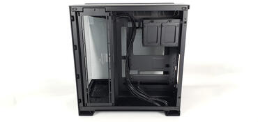 Corsair 6500X - rechte Seite geöffnet